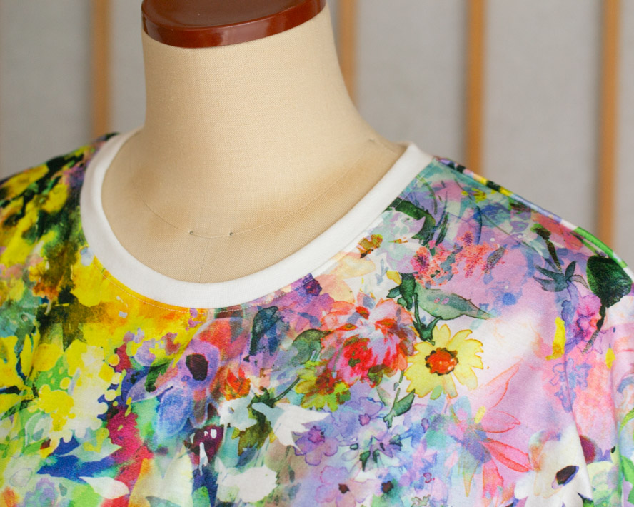 【有料型紙】優しさあふれるTシャツ（S/M/L/LLサイズ）