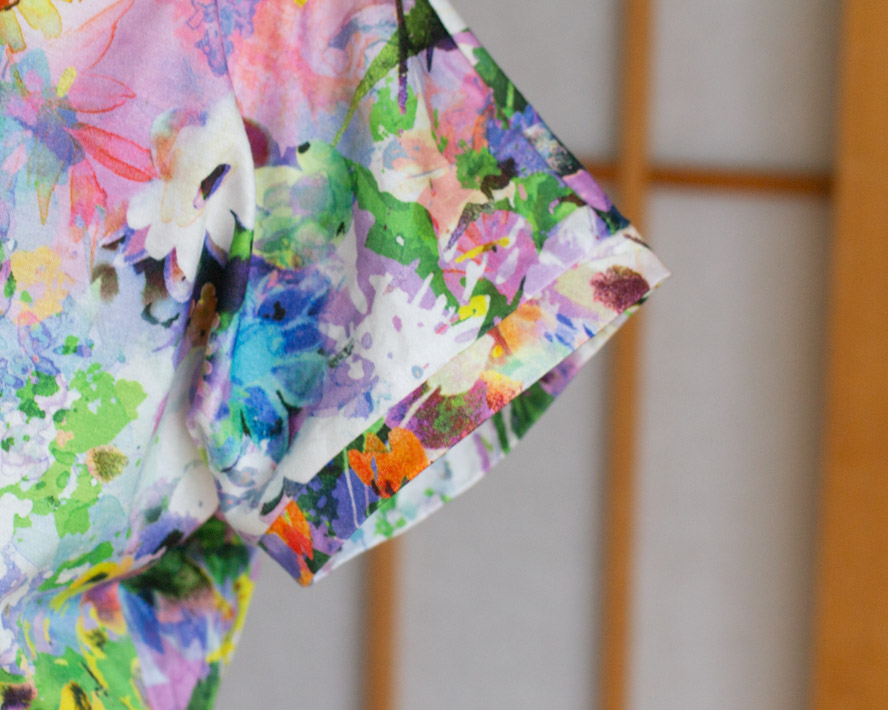 【有料型紙】優しさあふれるTシャツ（S/M/L/LLサイズ）