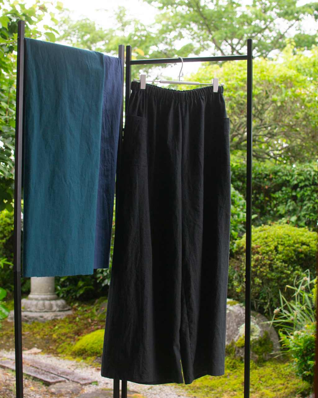 【型紙・生地キット】夏にさらっと♪落ち着きカラーのワイドストレートパンツ