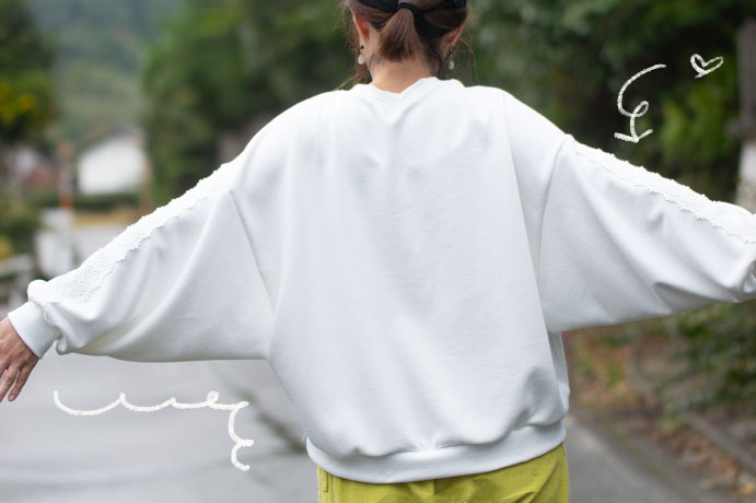 【型紙・生地キット】シンプル好きだけど可愛いもゆずれないトレーナー(オフホワイト)