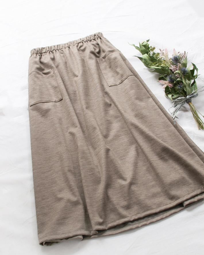 【型紙・生地キット】きれい♪上質ウールポンチで作る簡単スカート