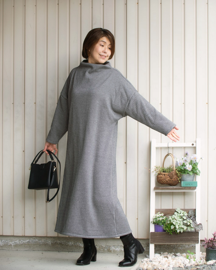 【ニット】着る毛布ボンバーヒートツイード・ヘリンボーン柄（表ブラック&times;裏ホグブルー）オーダーカット