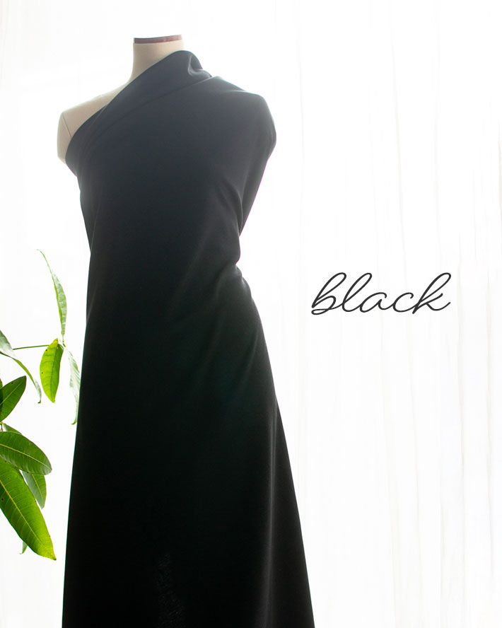 【ニット】シルキーでなめらかな上質フライス（オフホワイト/ブラック）