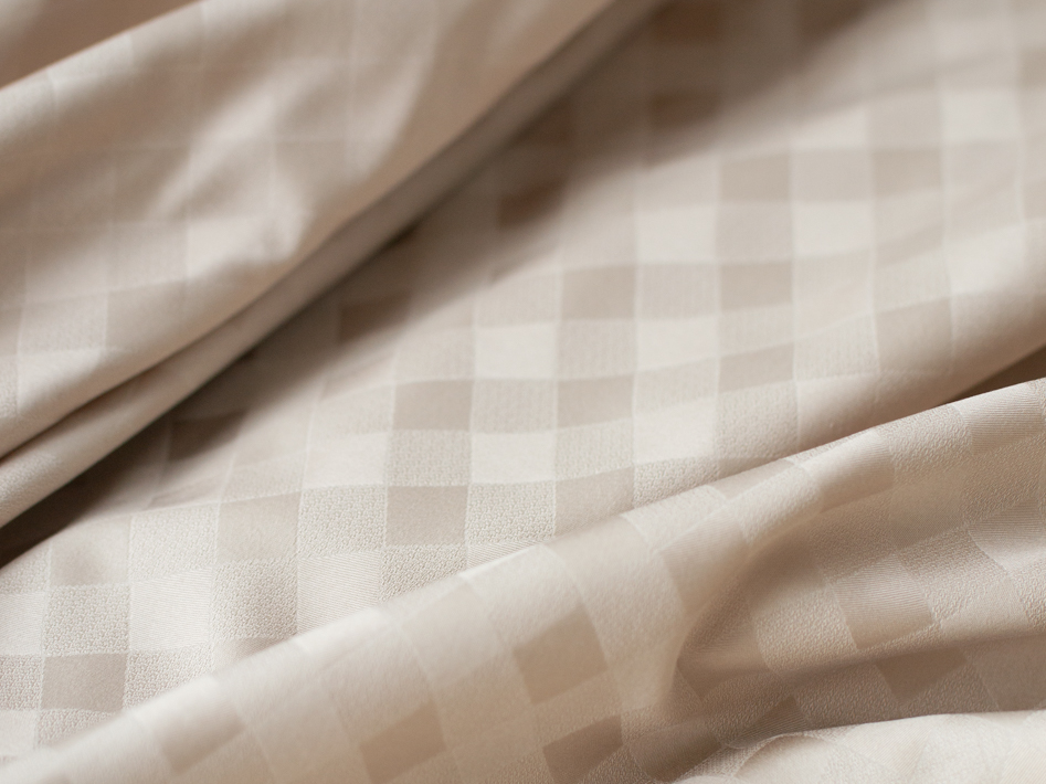 【布帛】アーガイルチェックのジャガードサテン 画像②