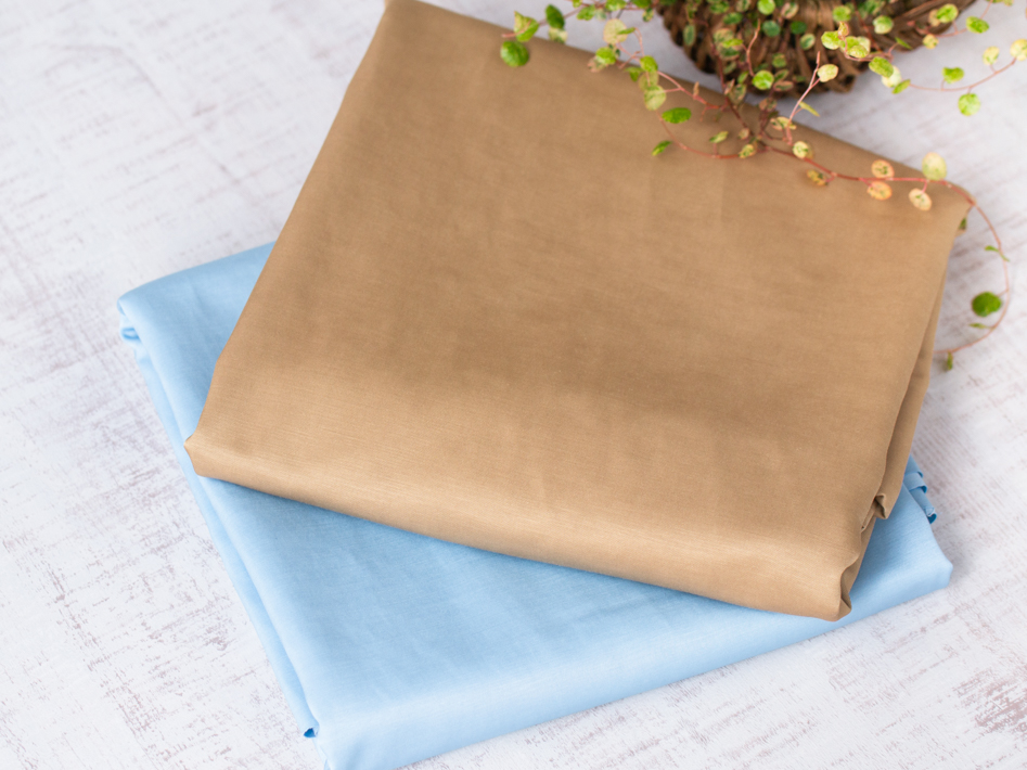 ほんのり光沢とスラブのツイル 画像①