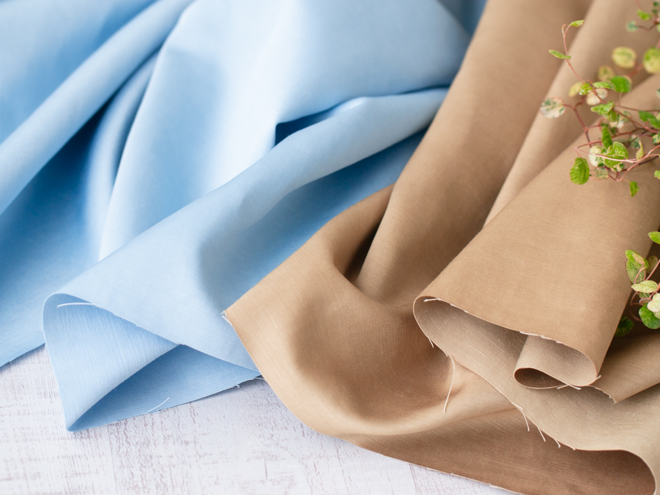 ほんのり光沢とスラブのツイル 画像②