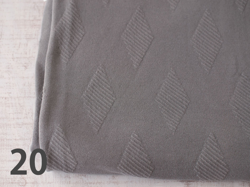 No.20　ダイヤ柄ジャガード裏毛（チャコール）