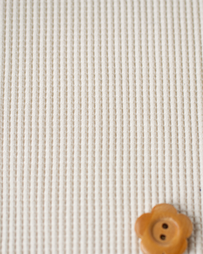 【ニット】きちんと厚みのさらっとコットンワッフルニット（きなり）オーダーカット