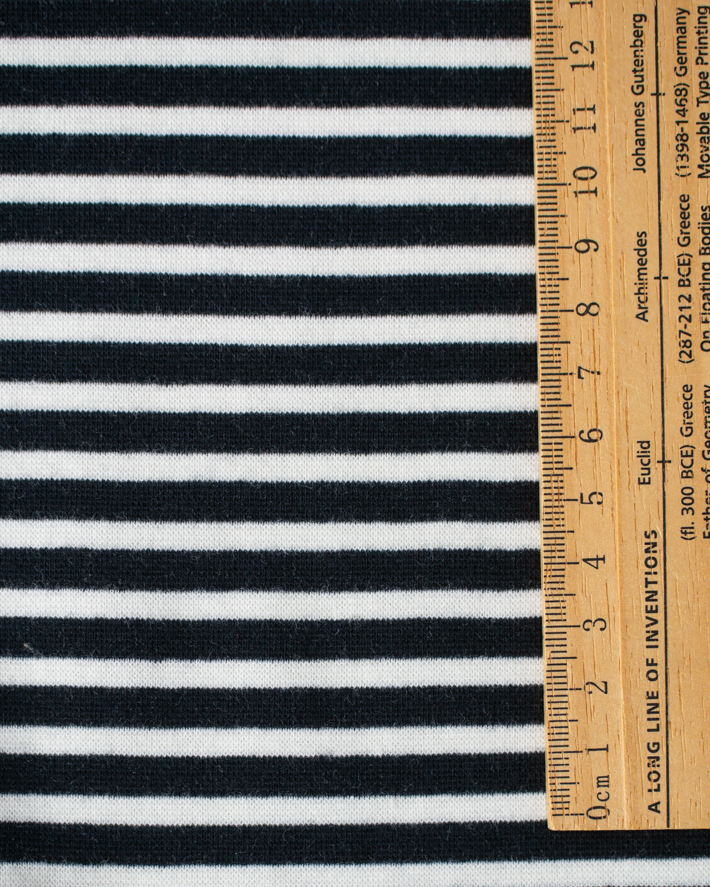 【ニット】やわらか伸びの良いボーダースパンフライス（ブラック×ホワイト）