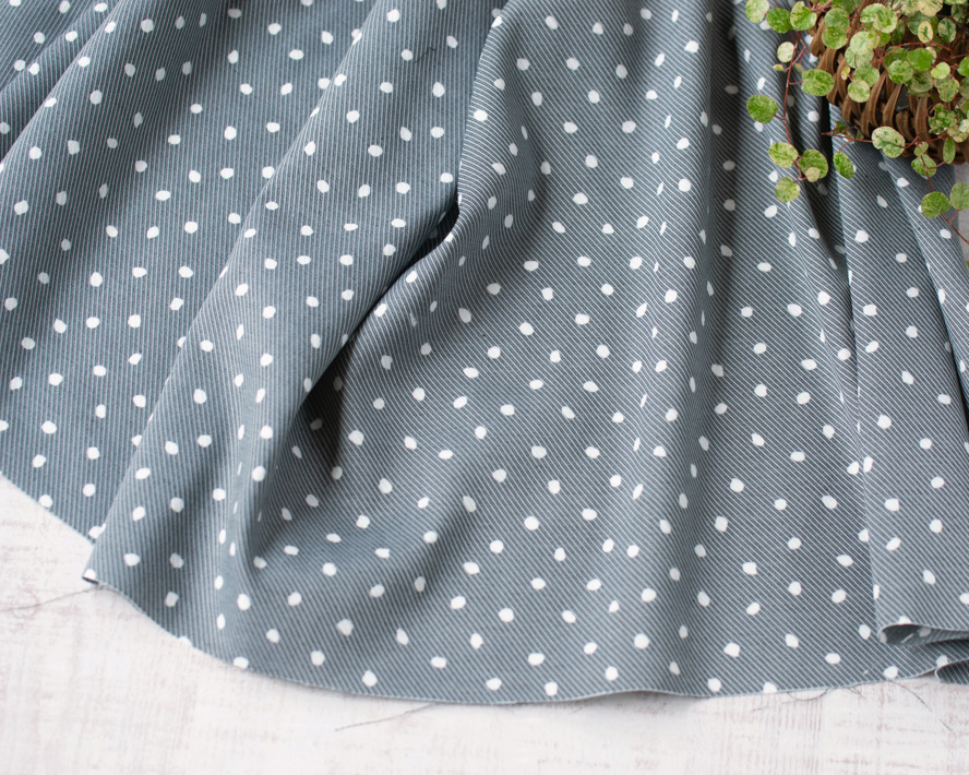 【布帛】しなやかで軽いツイル（抜染ドットグレー）オーダーカット