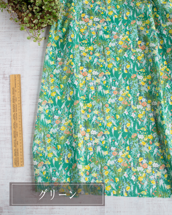 【布帛】ブラウスなどにおすすめ♪コットンローン（アートフラワー柄3色）