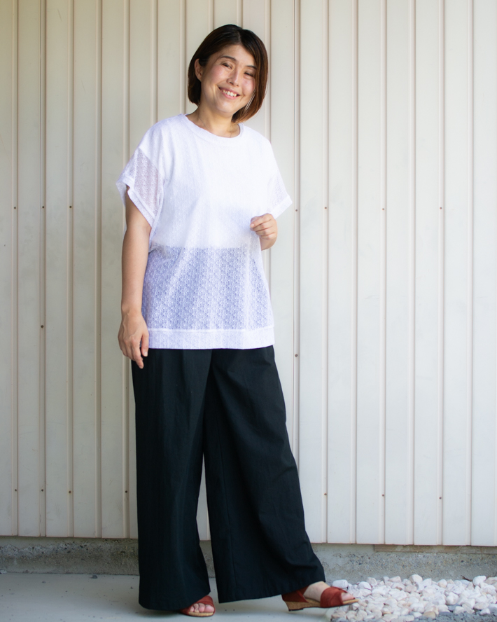 メッシュ風ニットの着用イメージ